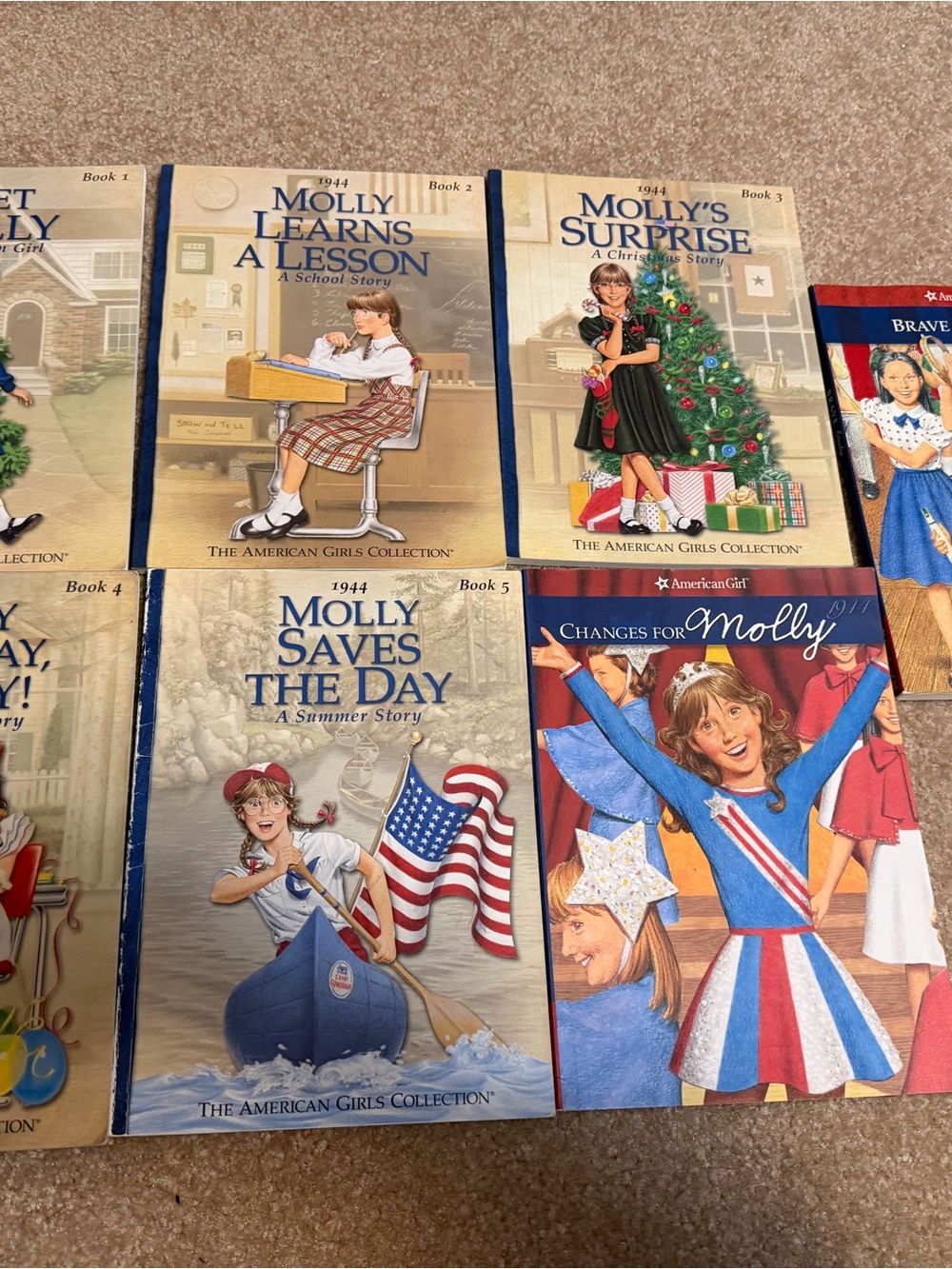 Lot of 7 paperback books American Girl Molly complete set 1-6 & bonus book